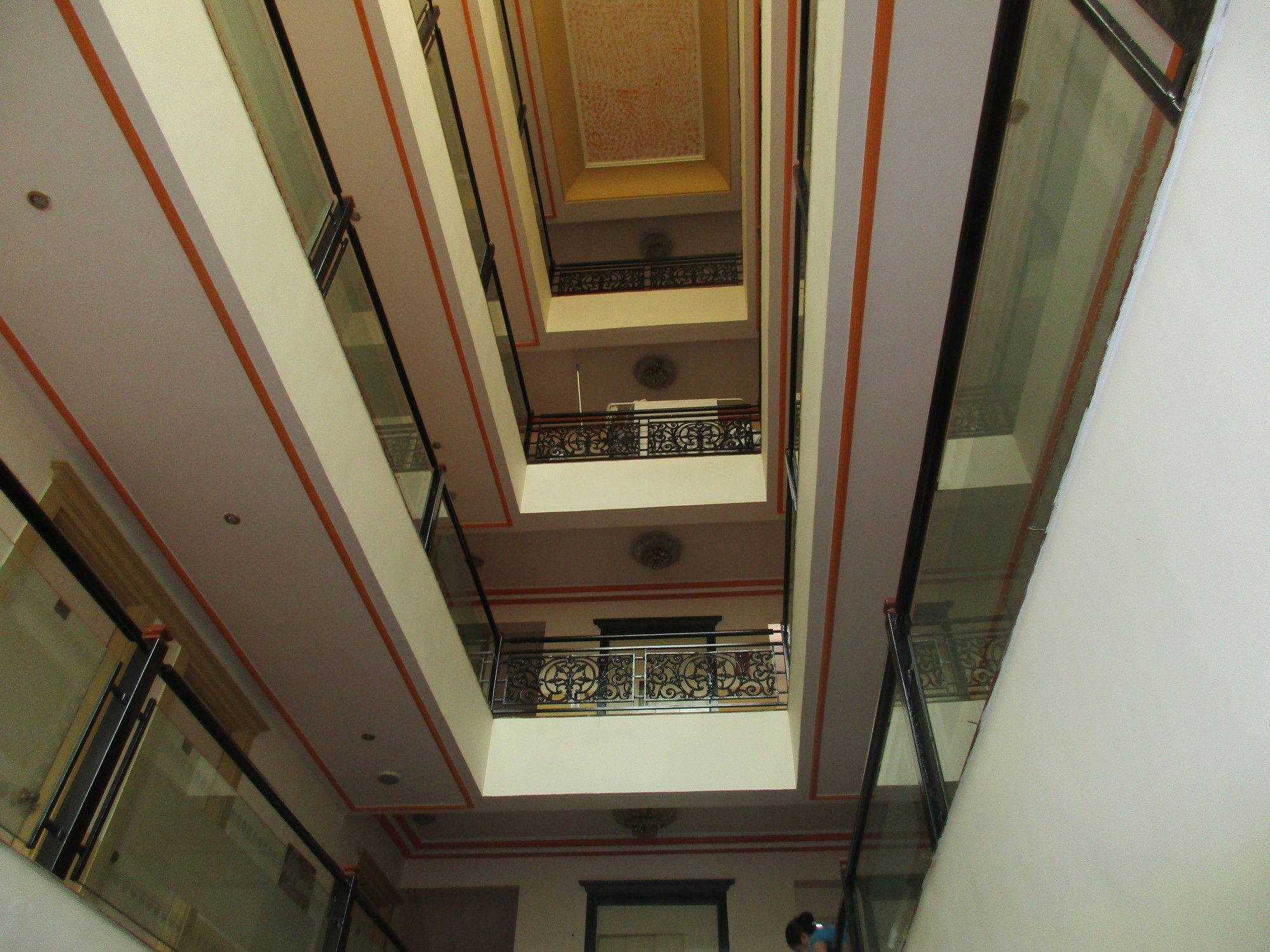 Hotel Sahaj Palace Ахмедабад Экстерьер фото